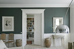 green-and-white-molding