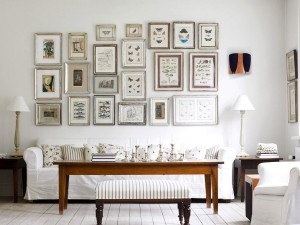 Resalta tus colecciones y tu arte colocándolos sobre una pared blanca Foto: hypevilla.com